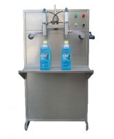 玻璃水灌裝機(jī)質(zhì)量和價格都誘人，讓您魚與熊掌